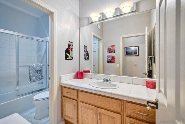 Image 17 of 49 For 11202 Gatemoore Way