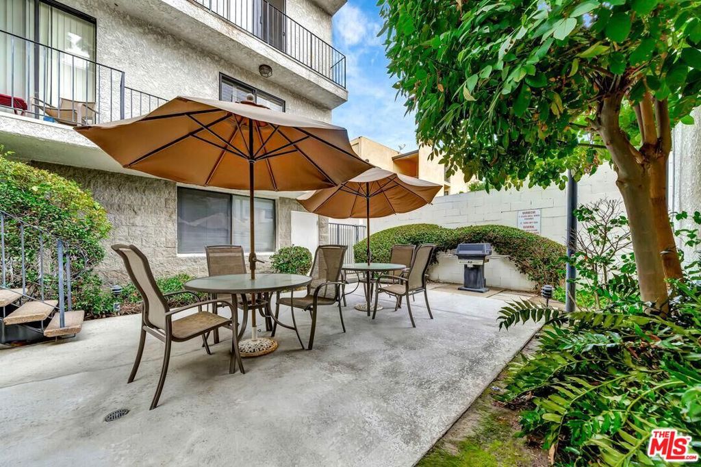 11910 Weddington Street #306