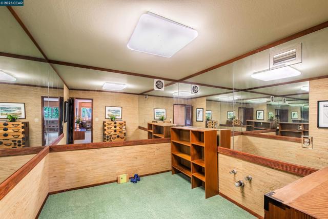 71 Silverwood Dr, Lafayette CA: https://media.crmls.org/mediaz/2462f6db-8ffd-449a-b19c-9a280c9c05ce.jpg