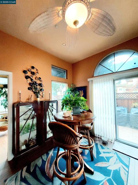 3080 Casadero Ct, Pleasanton CA: https://media.crmls.org/mediaz/246330f5-c3ed-4aa4-9a5d-51043067055b.jpg