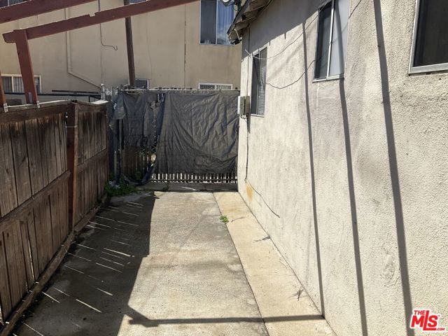 586 San Francisco Avenue, Pomona CA: https://media.crmls.org/mediaz/246364b1-aff7-49be-905d-5547503445f9.jpg