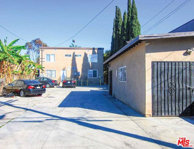 Image 3 for 11837 Berendo Ave, Los Angeles, CA 90044