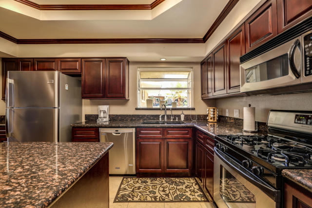 Image 9 of 28 For 79860 Fiesta Drive