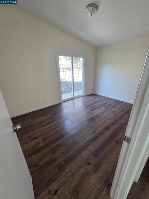 408 4th st, Rodeo CA: https://media.crmls.org/mediaz/246595fb-a1b2-4dac-9694-6878d28c12a1.jpg