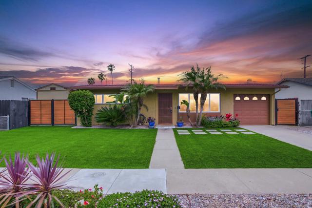 3275 Moccasin Ave, San Diego CA: https://media.crmls.org/mediaz/24673cb0-9d08-4bfe-b638-be223fe1e29e.jpg