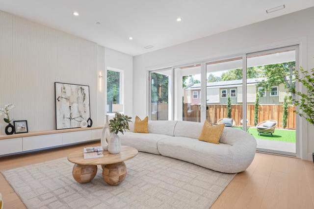 246 Farley Street, Mountain View CA: https://media.crmls.org/mediaz/2467da8c-db1d-4d73-b019-b7cdb0f2ab53.jpg