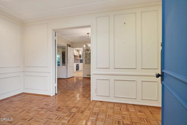 281 Glen Ellen Drive, Ventura CA: https://media.crmls.org/mediaz/24689b13-7b38-40da-a860-742d5c3a4160.jpg