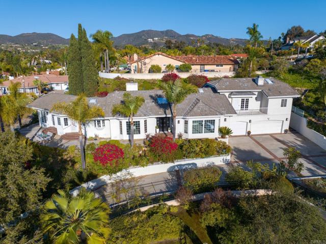 Detail Gallery Image 17 of 68 For 1248 via Christina, Vista,  CA 92084 - 4 Beds | 3 Baths