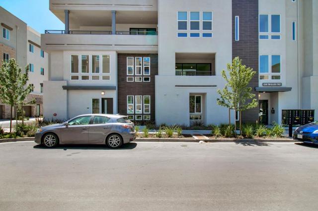45349 Tom Blalock Street, Fremont CA: https://media.crmls.org/mediaz/24699d95-2f08-487a-b52f-6b29d40e252f.jpg
