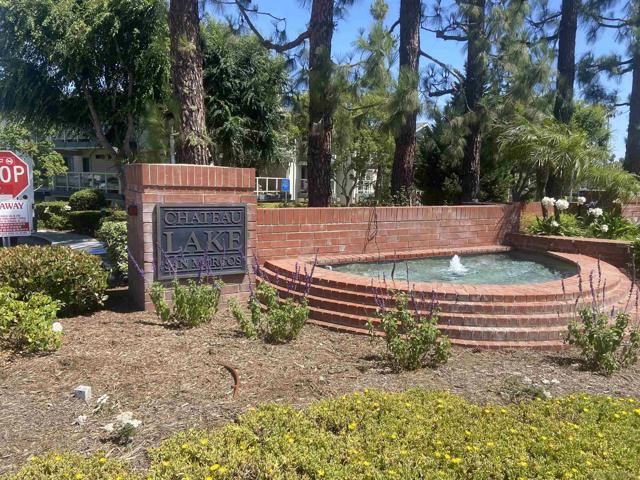 1682 Circa Del Lago, San Marcos CA: https://media.crmls.org/mediaz/2469c06f-b11b-43c7-93a7-edf1981aa26b.jpg