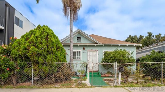 1839 20th St, Los Angeles, California 90007, 2 Bedrooms Bedrooms, ,1 BathroomBathrooms,Single Family Residence,For Sale,20th St,240023951SD