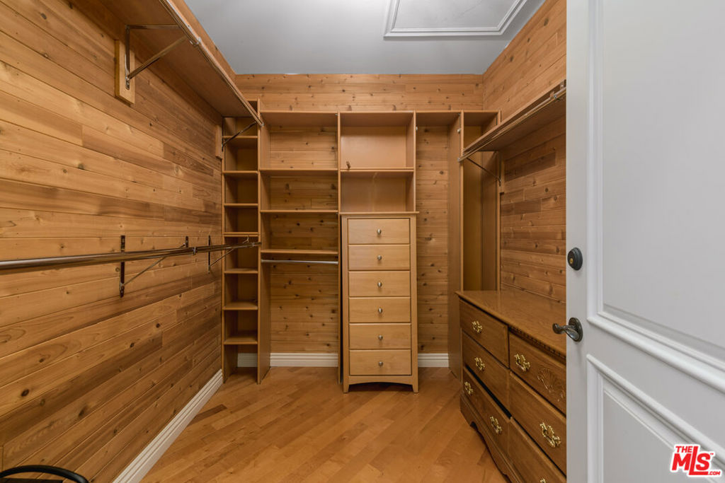 MLS #26833369 image #16