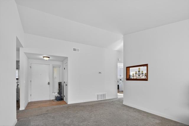 Image 8 of 26 For 1461 Autumn Woods Pl.