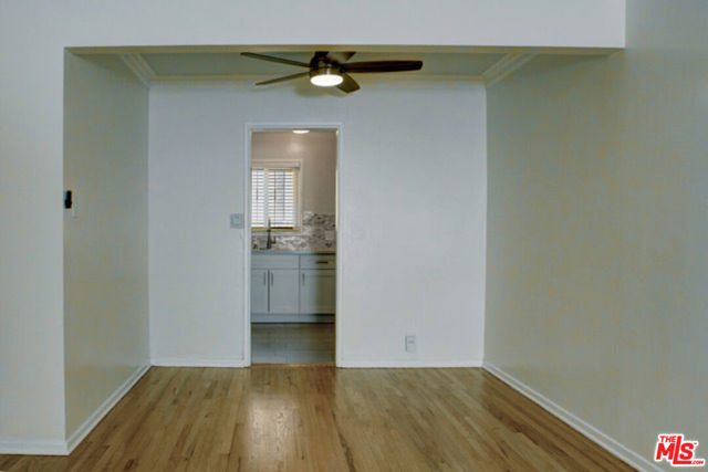 3745 S Victoria Avenue, Los Angeles CA: https://media.crmls.org/mediaz/246d255c-447f-42f2-9d8c-497644f7e7c7.jpg