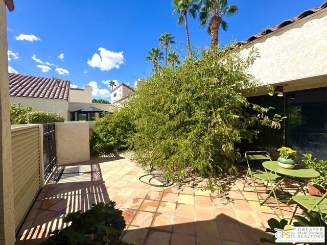 426 Forest Hills Drive, Rancho Mirage, CA 92270