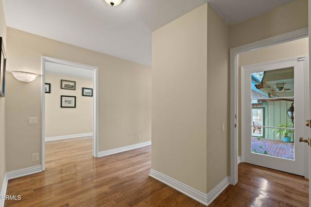 1010 Stoneridge Drive, Pasadena CA: https://media.crmls.org/mediaz/246de58b-b304-4201-95a2-fc62c0212e6e.jpg