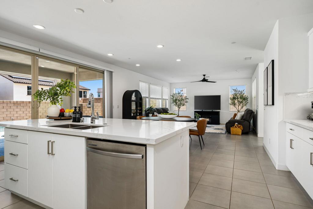 MLS #219132592DA image #7