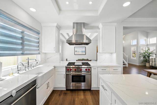 12135 Via San Loreno, San Diego CA: https://media.crmls.org/mediaz/246e170d-6318-4b66-a629-ff9413b96232.jpg
