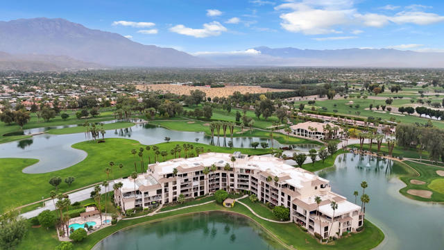 910 Island Drive #112, Rancho Mirage, CA 92270