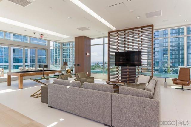 1388 Kettner Blvd, San Diego CA: https://media.crmls.org/mediaz/246e9356-a644-459b-b835-30e680bbfe34.jpg