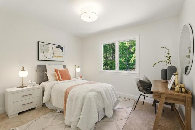 2816 Benson Way, Belmont CA: https://media.crmls.org/mediaz/24703776-a3c0-4789-83e6-10050d4ae865.jpg