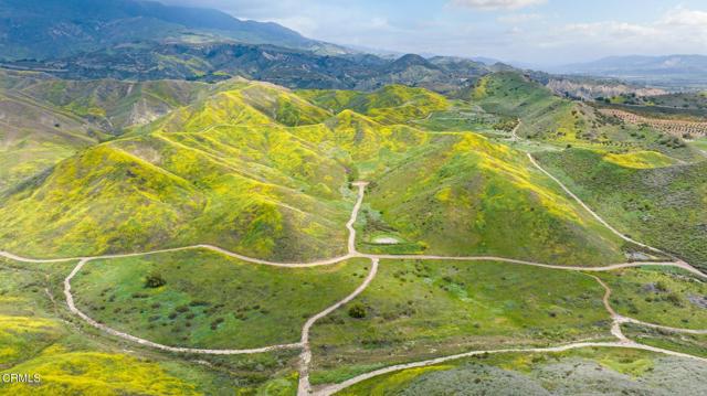 0 Dickenson Road, Santa Paula CA: https://media.crmls.org/mediaz/2470939c-f755-4f9e-a4b3-1a25140aeade.jpg