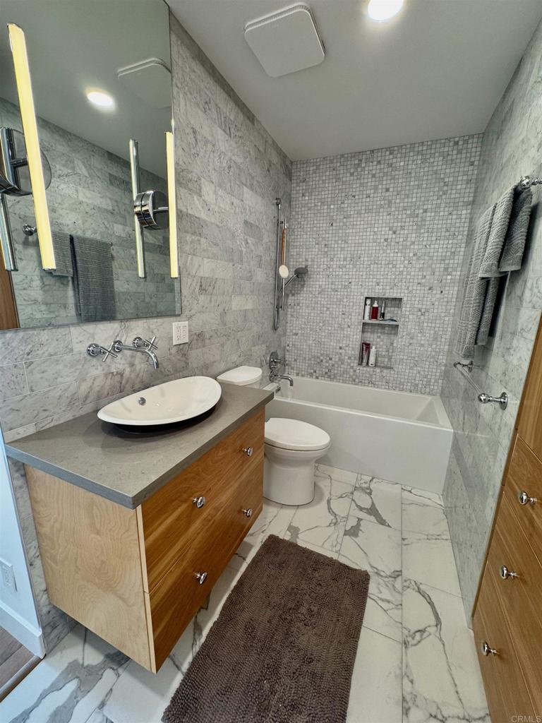424 Stratford Court - photo 20