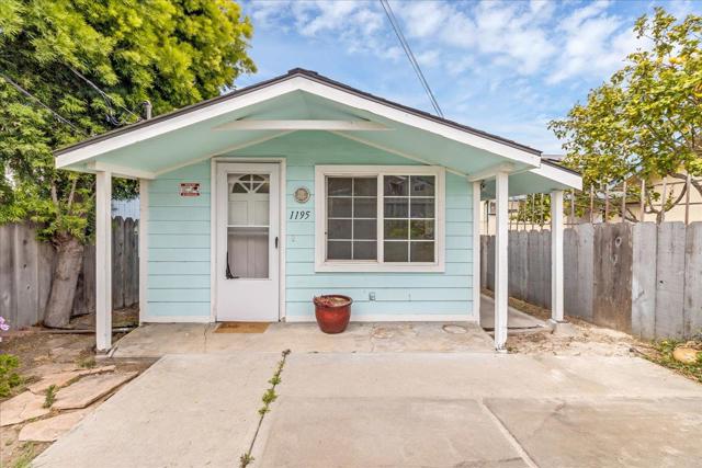 1195 Elm Avenue, Seaside CA: https://media.crmls.org/mediaz/24720381-2844-46e4-9f6a-72d78e1ad9fd.jpg