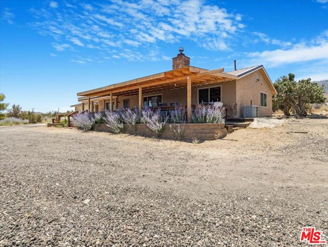 9446 Green Road, Pinon Hills CA: https://media.crmls.org/mediaz/2472f659-5b98-4824-8c5b-818d23f637cf.jpg
