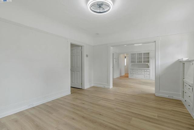 1273 98th Ave, Oakland CA: https://media.crmls.org/mediaz/2473330a-1081-4518-87fe-37bd9328e4f0.jpg