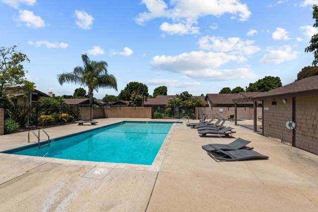 Detail Gallery Image 13 of 13 For 550 Fruit Tree Way, Oceanside,  CA 92058 - 2 Beds | 2 Baths