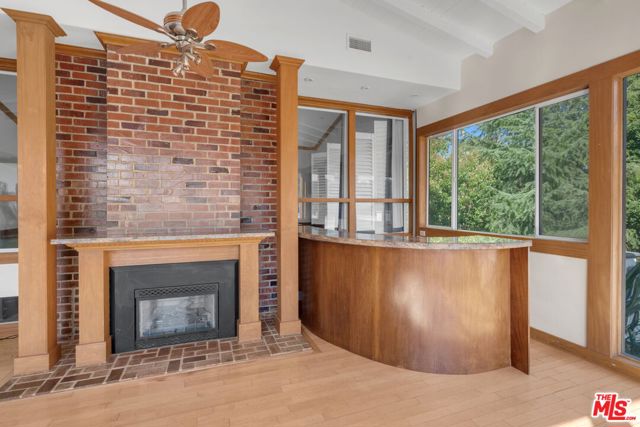 3200 Oakley Drive, Los Angeles CA: https://media.crmls.org/mediaz/2473759c-d8dc-42c5-96d9-0302f36ac610.jpg