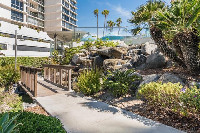 1710 Avenida Del Mundo, Coronado, California 92118, 2 Bedrooms Bedrooms, ,2 BathroomsBathrooms,Condominium,For Sale,Avenida Del Mundo,240017254SD