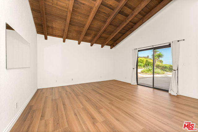 Drew Fenton | 3636 Malibu Country Drive Malibu CA | MLS: 7494351 Drew Fenton | 3636 Malibu Country Drive Malibu CA | MLS: 7494351