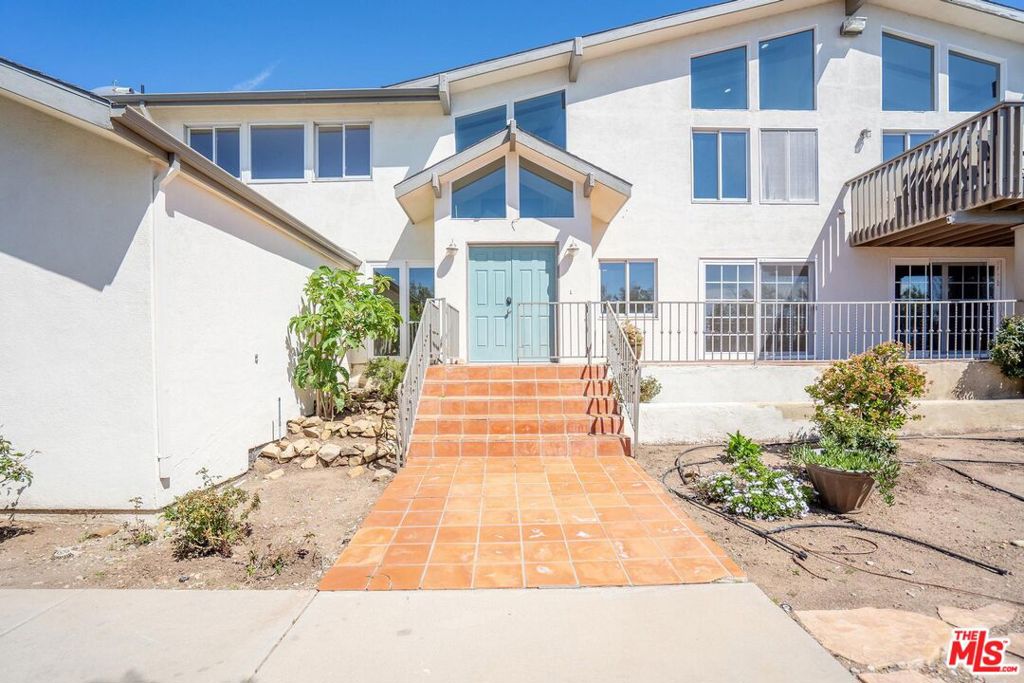 33325 Pacific Coast Highway
