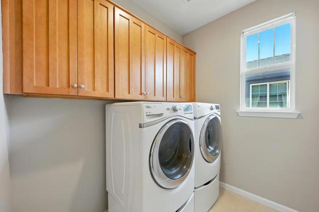 670 Woodland Terrace, San Jose CA: https://media.crmls.org/mediaz/24758bfc-bad3-4f60-ab33-95fc5bdafc51.jpg