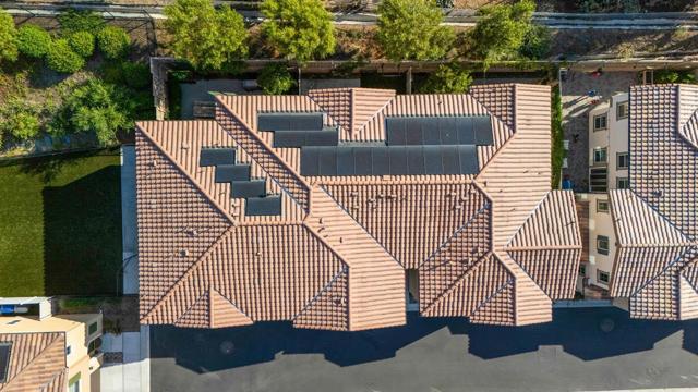 3135 Linwood St, Vista CA: https://media.crmls.org/mediaz/2475a3b9-40c7-427c-8088-6e3f6ddc747c.jpg