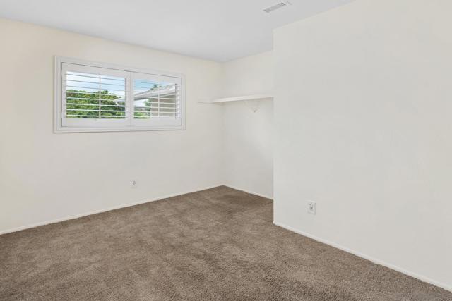 5083 Barry St, Oceanside CA: https://media.crmls.org/mediaz/2475c45d-2d8c-4ab8-83a0-14bfd785bb3c.jpg