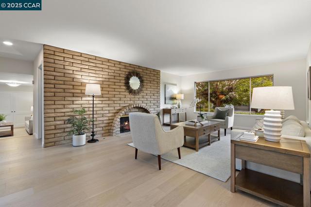 140 Warfield Drive, Moraga CA: https://media.crmls.org/mediaz/2476054b-5667-4e52-9fe8-02caf1e62f8c.jpg