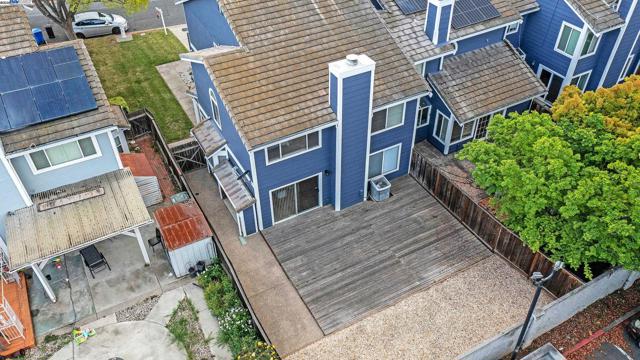 117 Pelican Loop, Pittsburg CA: https://media.crmls.org/mediaz/24760d39-6a04-46ac-9239-f52890dda4b0.jpg