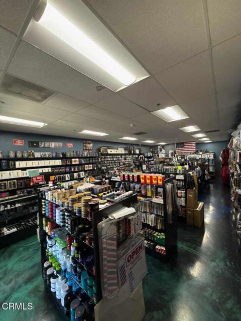 464 E Bullard Avenue, Fresno CA: https://media.crmls.org/mediaz/24764996-6b6a-4c01-8595-fa09548b83fa.jpg