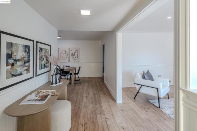 3354 S Francisco Way, Antioch CA: https://media.crmls.org/mediaz/24772959-56ff-410a-9c2d-bf191d33a9c8.jpg