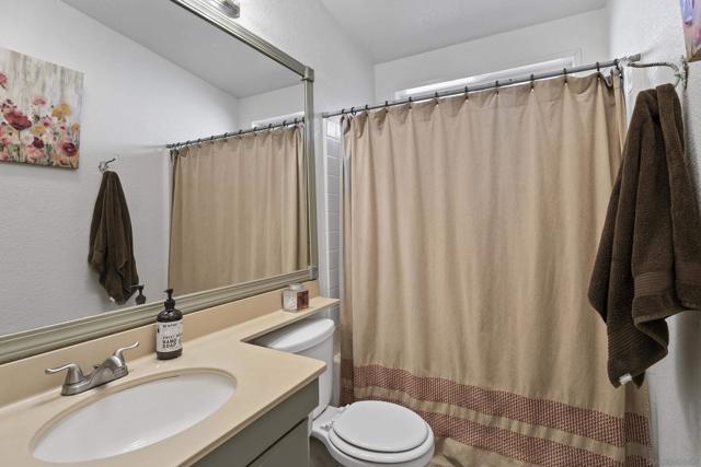 300 Thornton Dr, El Cajon CA: https://media.crmls.org/mediaz/2478bf9e-b70e-4cdd-99ad-7bf583bfa508.jpg