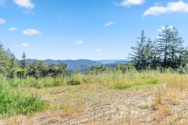22981 Highway 17, Los Gatos CA: https://media.crmls.org/mediaz/247a257d-bc78-4e95-a92c-c09fc2cbae2c.jpg