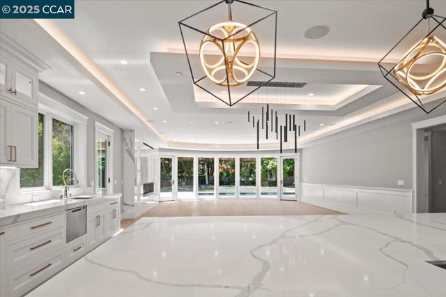 74 Middlefield Rd, Atherton CA: https://media.crmls.org/mediaz/247a6710-5384-43a7-8ba2-907d9645c71d.jpg