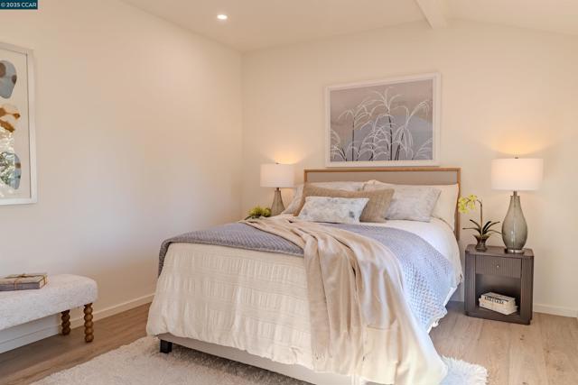 1722 Foothill Blvd, Calistoga CA: https://media.crmls.org/mediaz/247b067c-0976-4040-90ff-39bd01d1732c.jpg