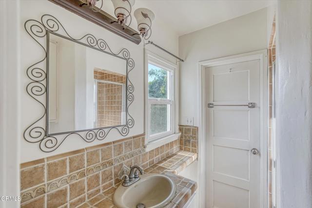 Detail Gallery Image 25 of 67 For 9115 Wheatland Ave, Sun Valley,  CA 91352 - 3 Beds | 2 Baths