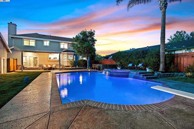 1153 Sherry Way, Livermore CA: https://media.crmls.org/mediaz/247c6b4b-5de1-402f-9072-5fbe610cb175.jpg