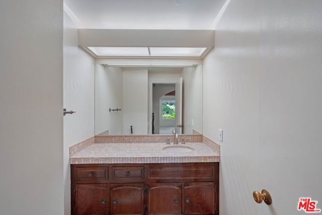 2654 Basil Lane, Los Angeles CA: https://media.crmls.org/mediaz/247d0277-ea08-4d67-aa08-a008476d2c37.jpg