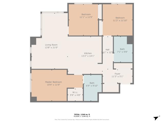 10 Innes Court, San Francisco CA: https://media.crmls.org/mediaz/247d5586-5bc7-41b7-b267-f16580d3deb6.jpg